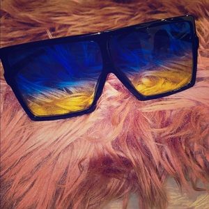 Blue & Yellow Big Sunshades